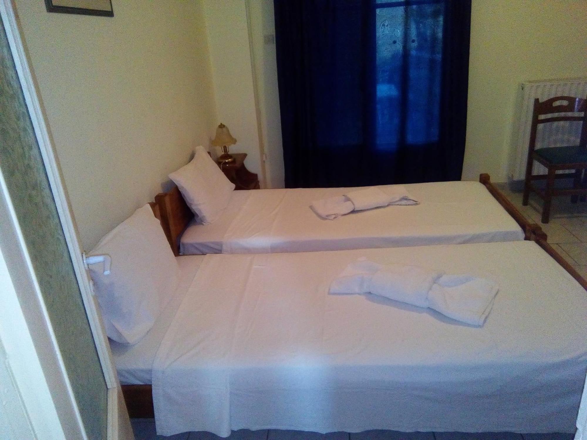 Dionisis Apartments Agia Efimia Екстериор снимка